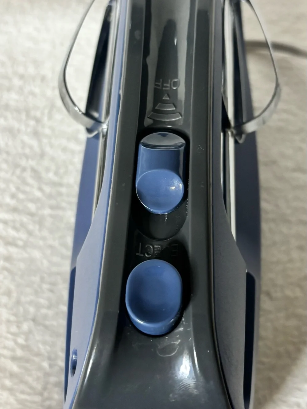 Ash Hand Mixer in Navy Blue and Black